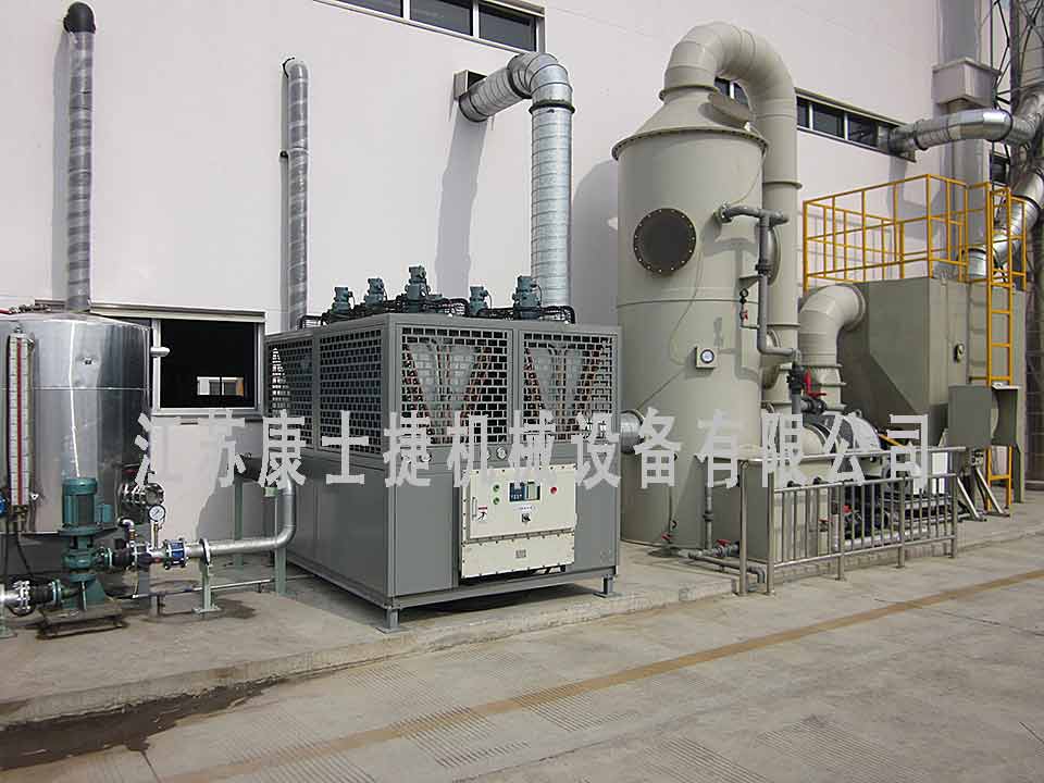 化工低溫防爆制冷機組使用現(xiàn)場照片