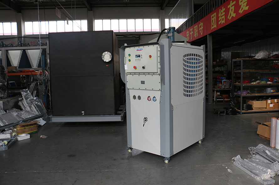 石油業(yè)、化工業(yè)、制藥業(yè)反應(yīng)釜配套制冷機(jī)組